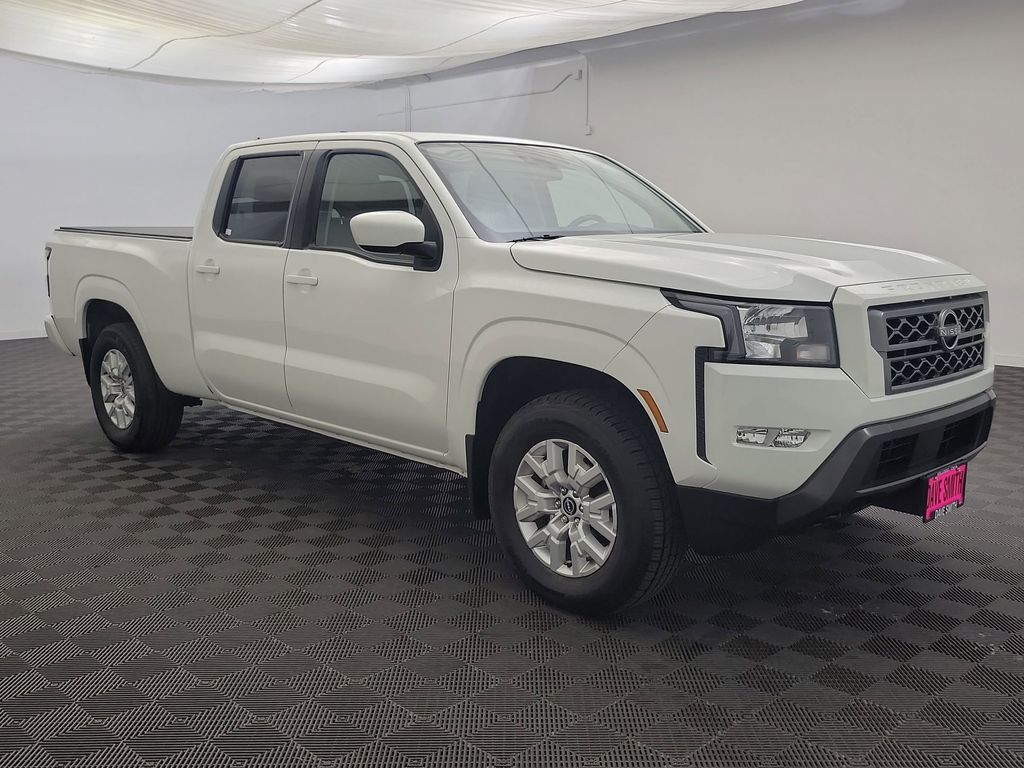 2022 Nissan Frontier SV photo 6