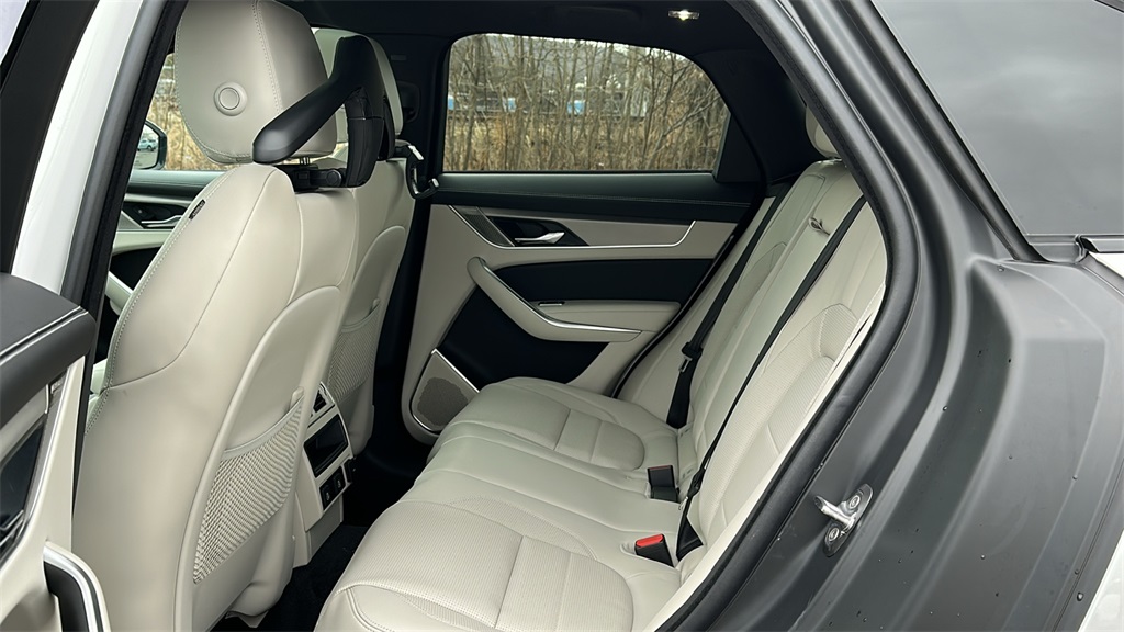 2026 Jaguar F-PACE P250 R-Dynamic S photo 24