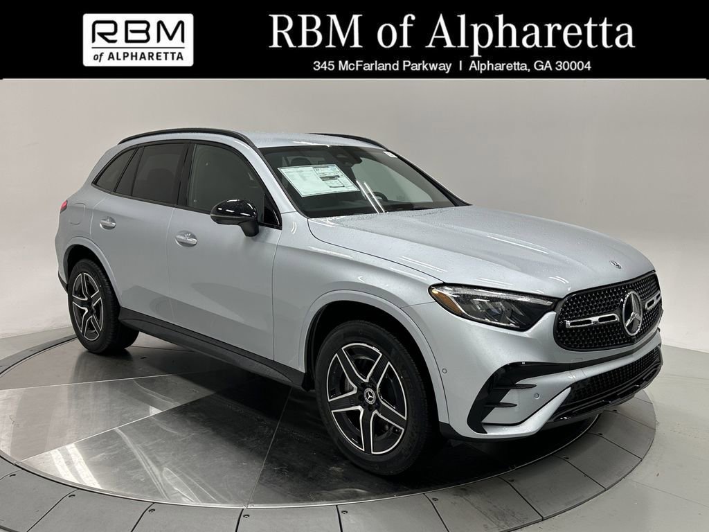 2026 Mercedes-Benz GLC Base's photo