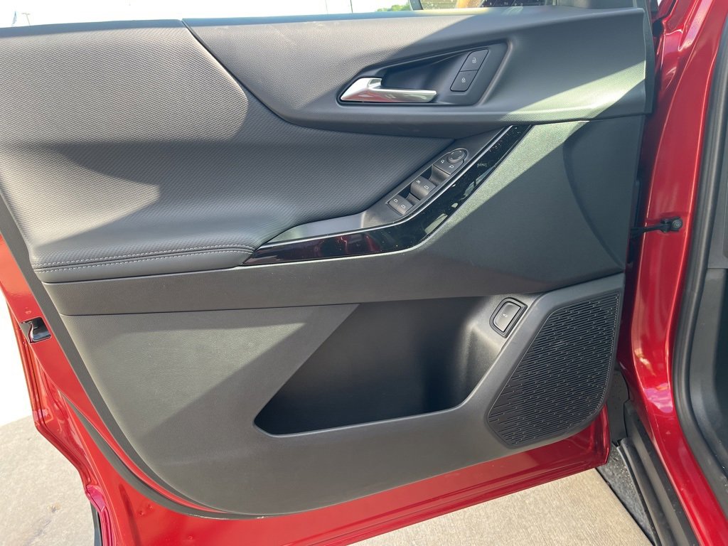 2026 Chevrolet Equinox LT photo 14