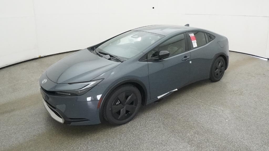 2025 Toyota Prius SE's photo