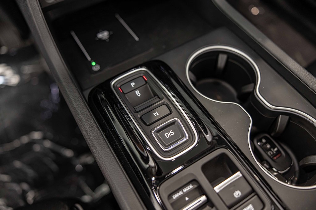 2025 HONDA PILOT - Image 30