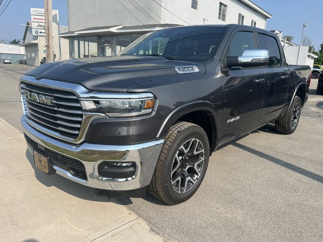 2026 RAM Ram 1500 Pickup Laramie's photo