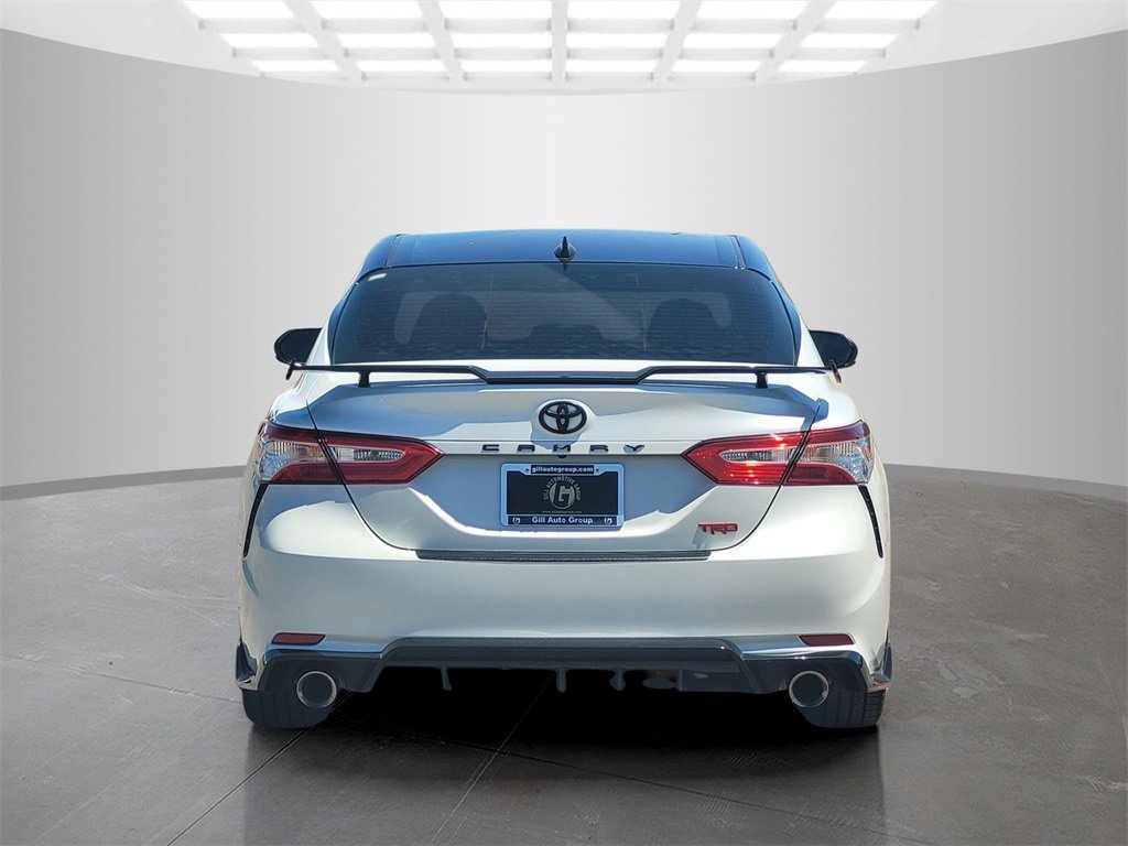 2020 Toyota Camry XSE V6 photo 5
