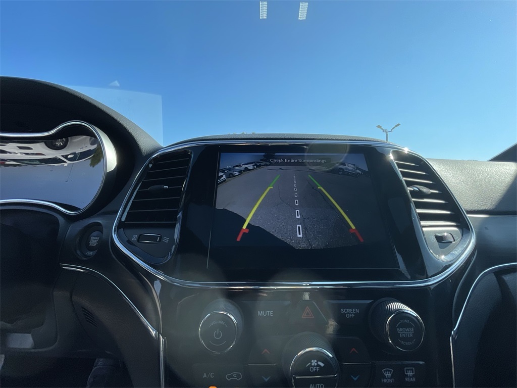 2021 Jeep Grand Cherokee Anniversary Edition photo 20