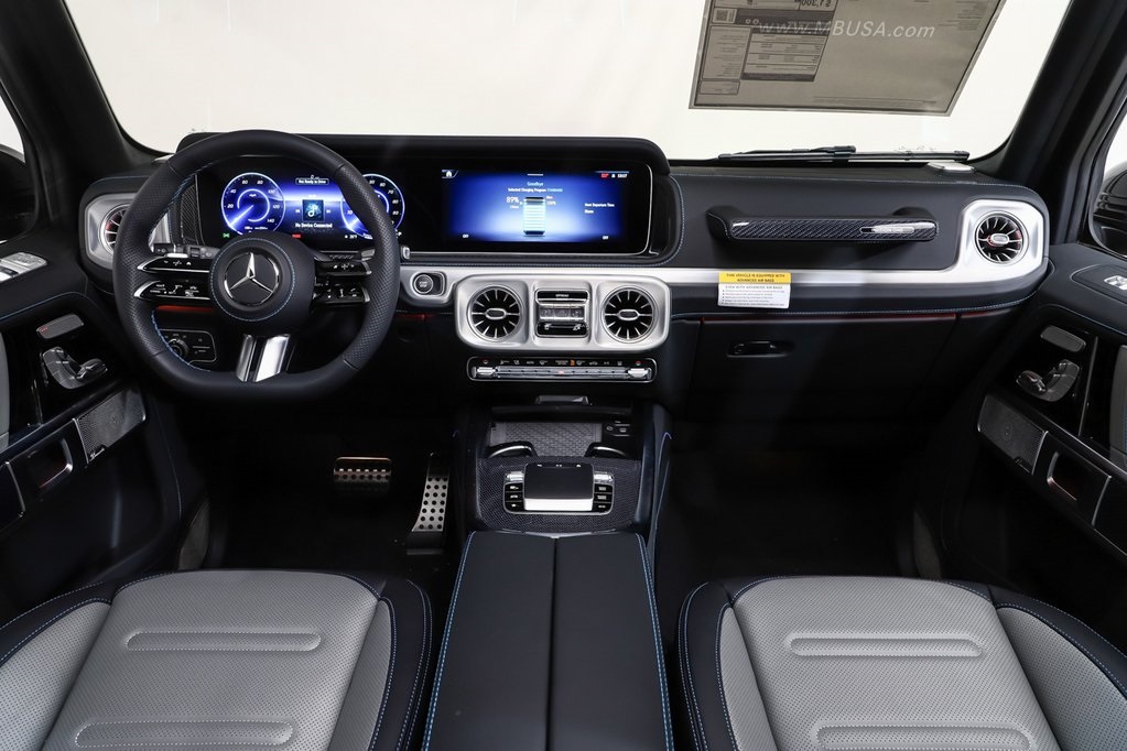 2025 Mercedes Benz G photo 7