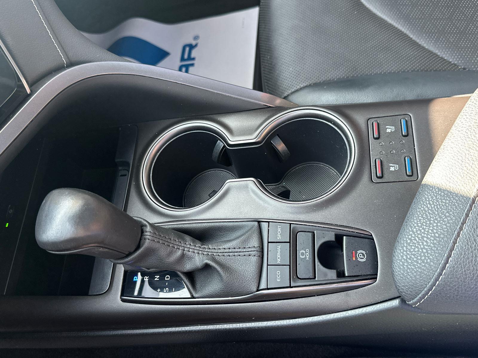 2024 Toyota Camry XSE V6 photo 20