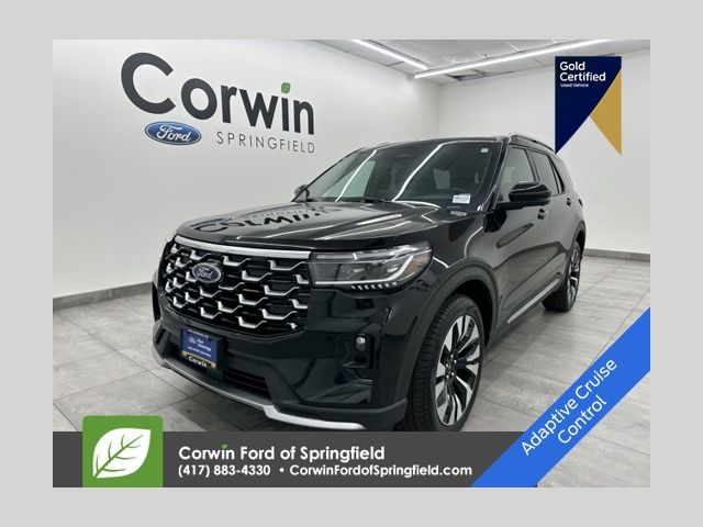 2025 Ford Explorer Platinum's photo