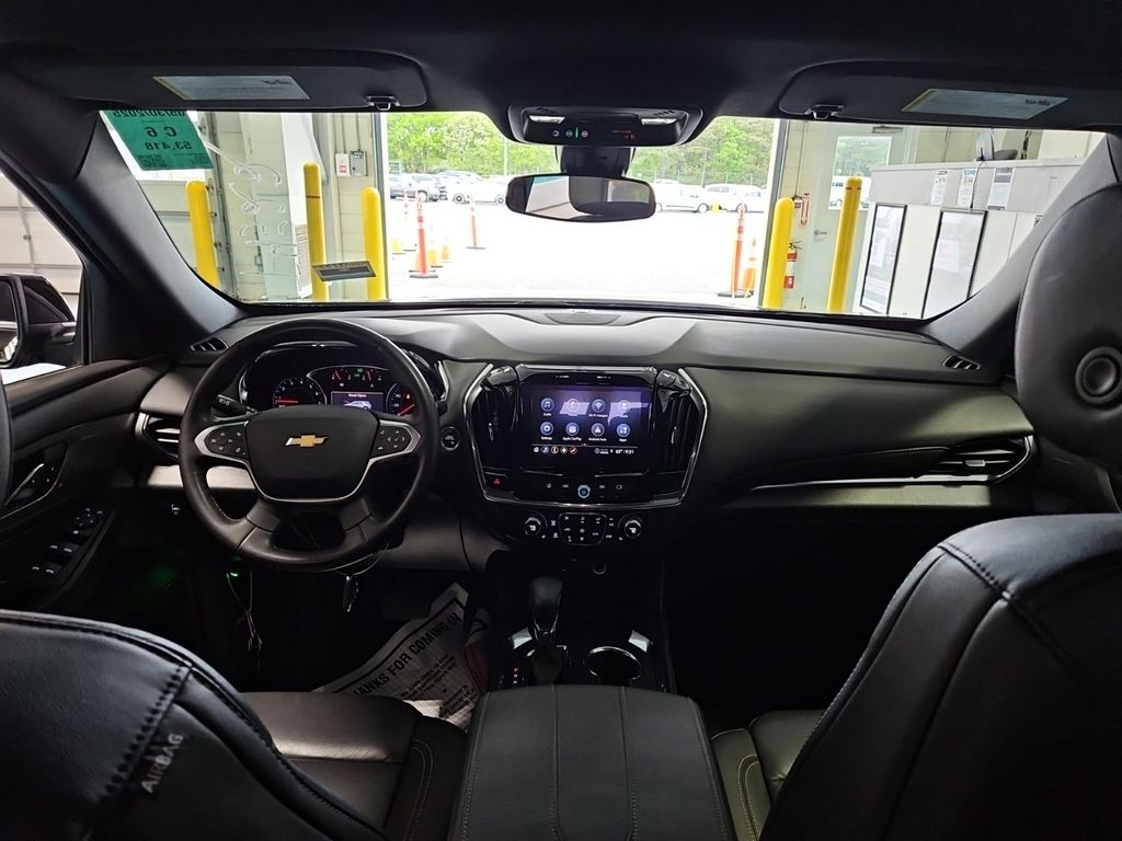 2023 Chevrolet Traverse Leather photo 4