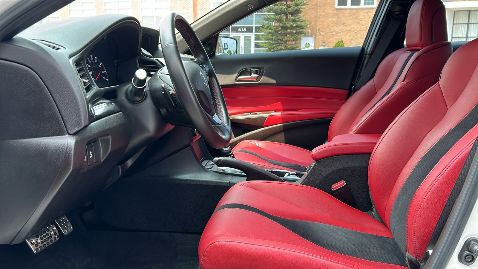 Image 9 of Acura ILX Premium and A-SPEC Packages FWD 4D Sedan