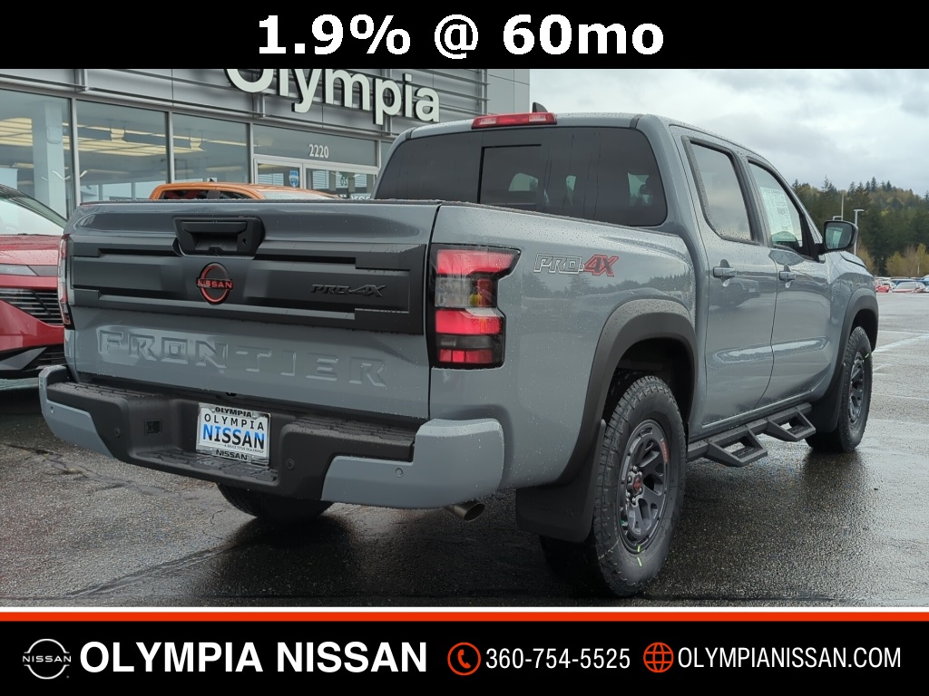 2025 Nissan Frontier Crew Cab PRO-4X photo 8