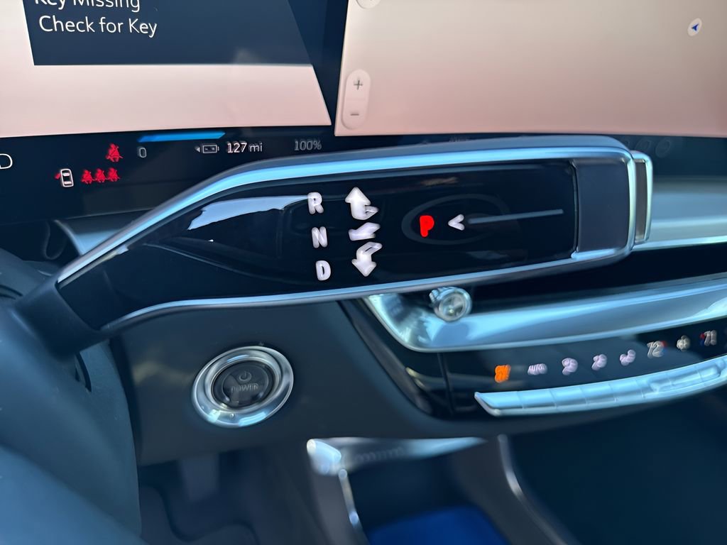 2025 Cadillac Lyriq Sport photo 23