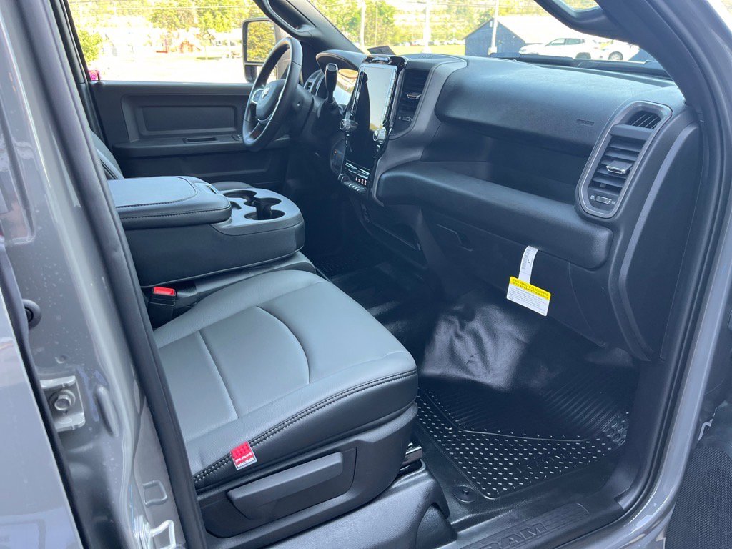 2026 Ram 3500 Tradesman photo 16
