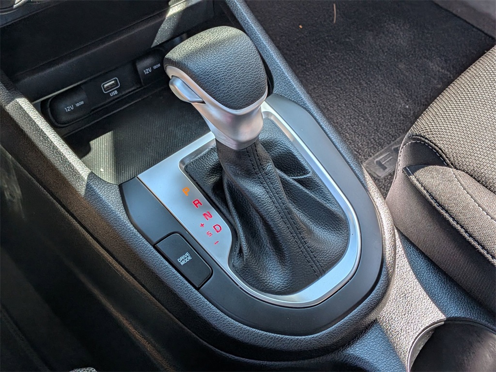 2023 Kia Forte LXS photo 15