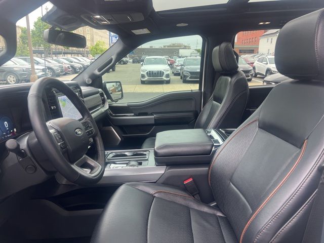 2024 Ford F-150 Lariat photo 29