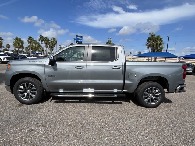 2025 Chevrolet Silverado 1500 LT photo 4