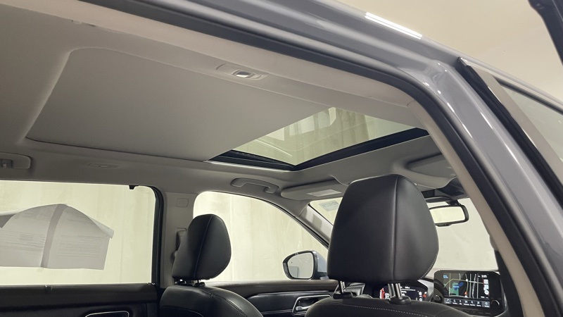 2021 Nissan Rogue Platinum photo 13