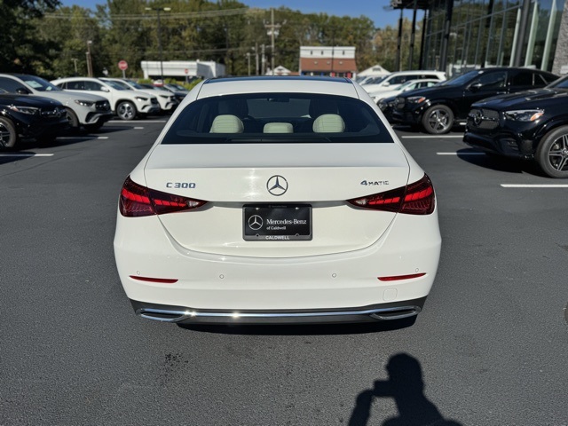 2022 Mercedes Benz C 300 4MATIC photo 4