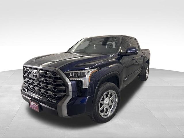 2023 Toyota Tundra Platinum's photo