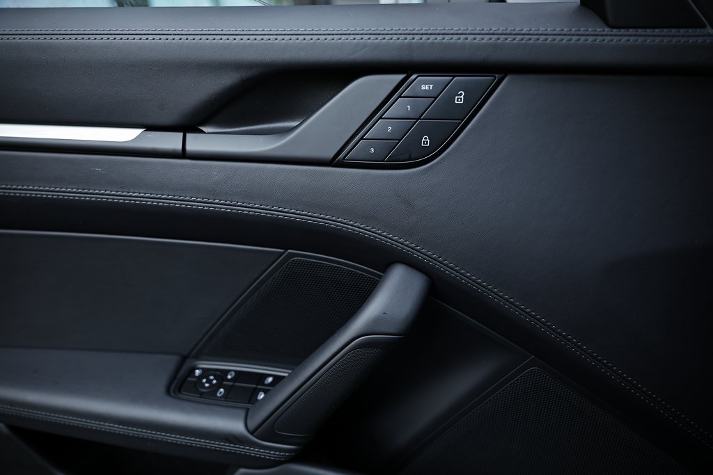 2024 Porsche 911 T photo 17