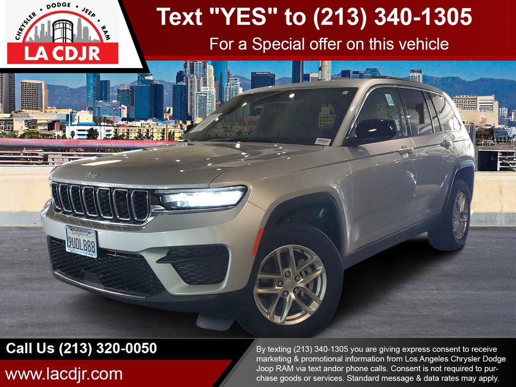 2025 Jeep Grand Cherokee Laredo's photo