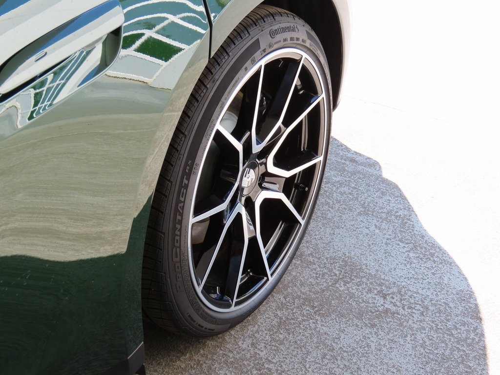 2025 Porsche Taycan 4S photo 46