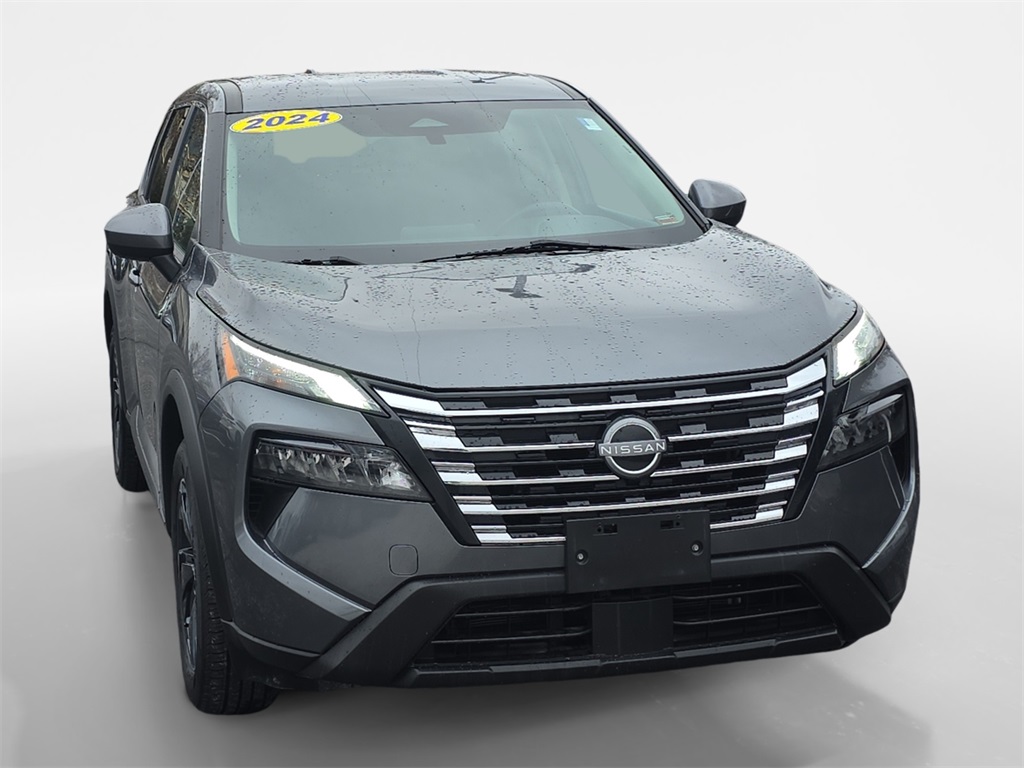 2024 Nissan Rogue SV photo 3