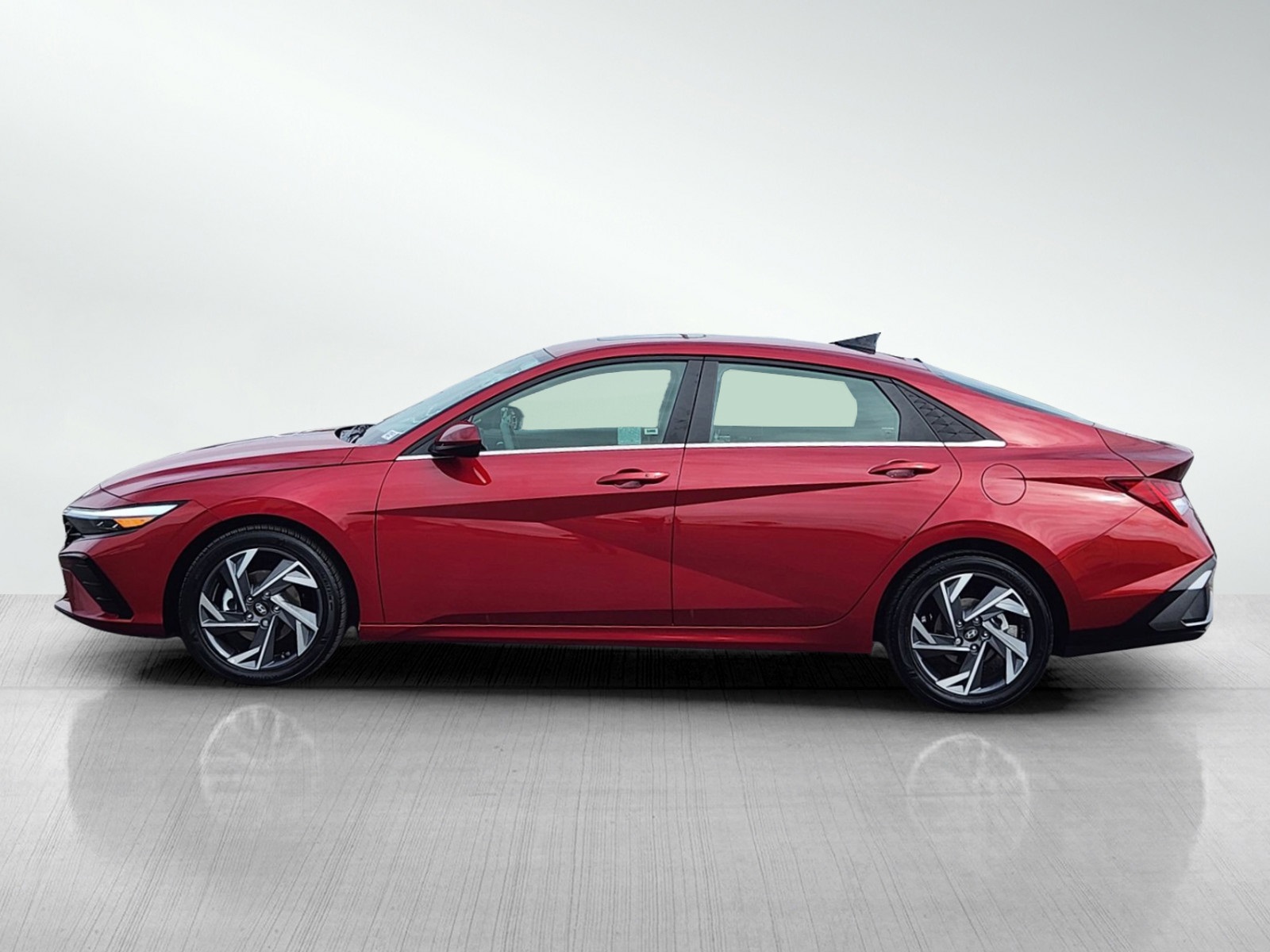 2025 Hyundai Elantra SEL Convenience photo 2