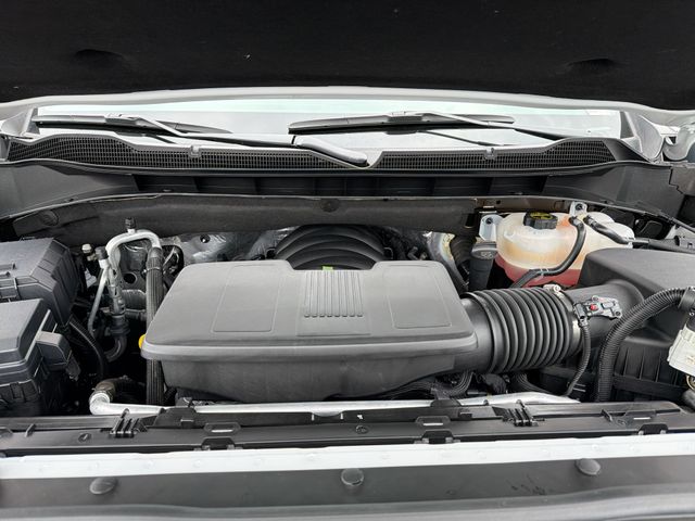 2025 CHEVROLET SILVERADO - Image 30