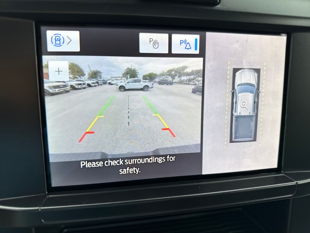 2025 Ford F-350 photo 5