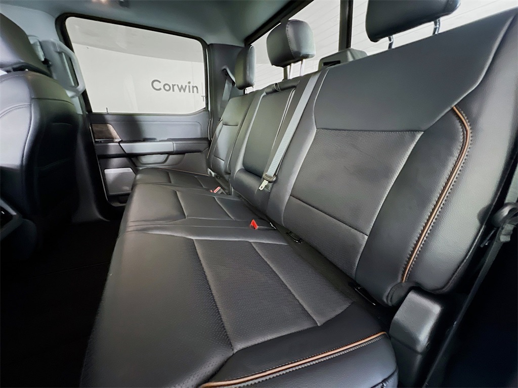2025 Ford F-250 Lariat photo 26