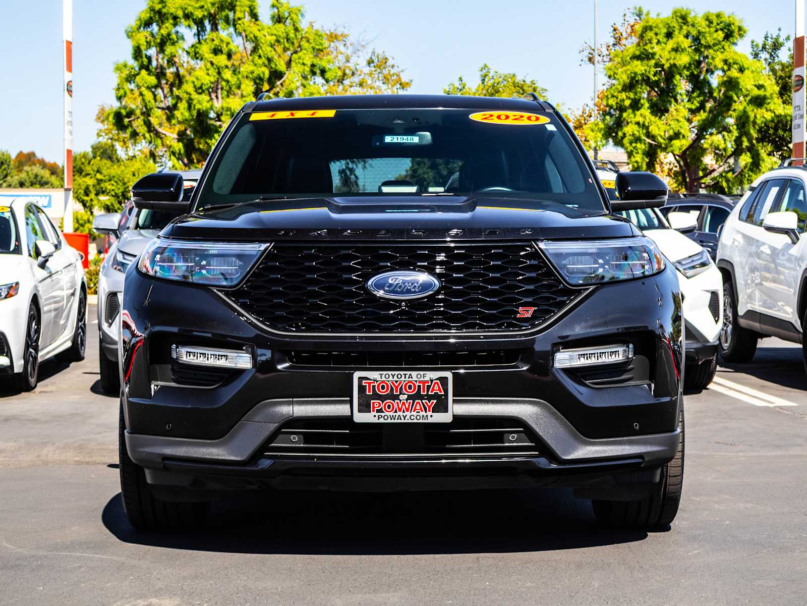 2020 Ford Explorer ST photo 2