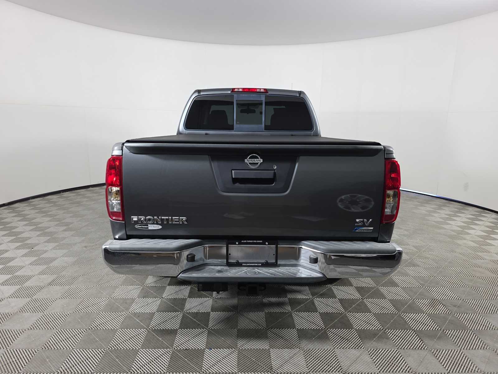2018 Nissan Frontier SV photo 6