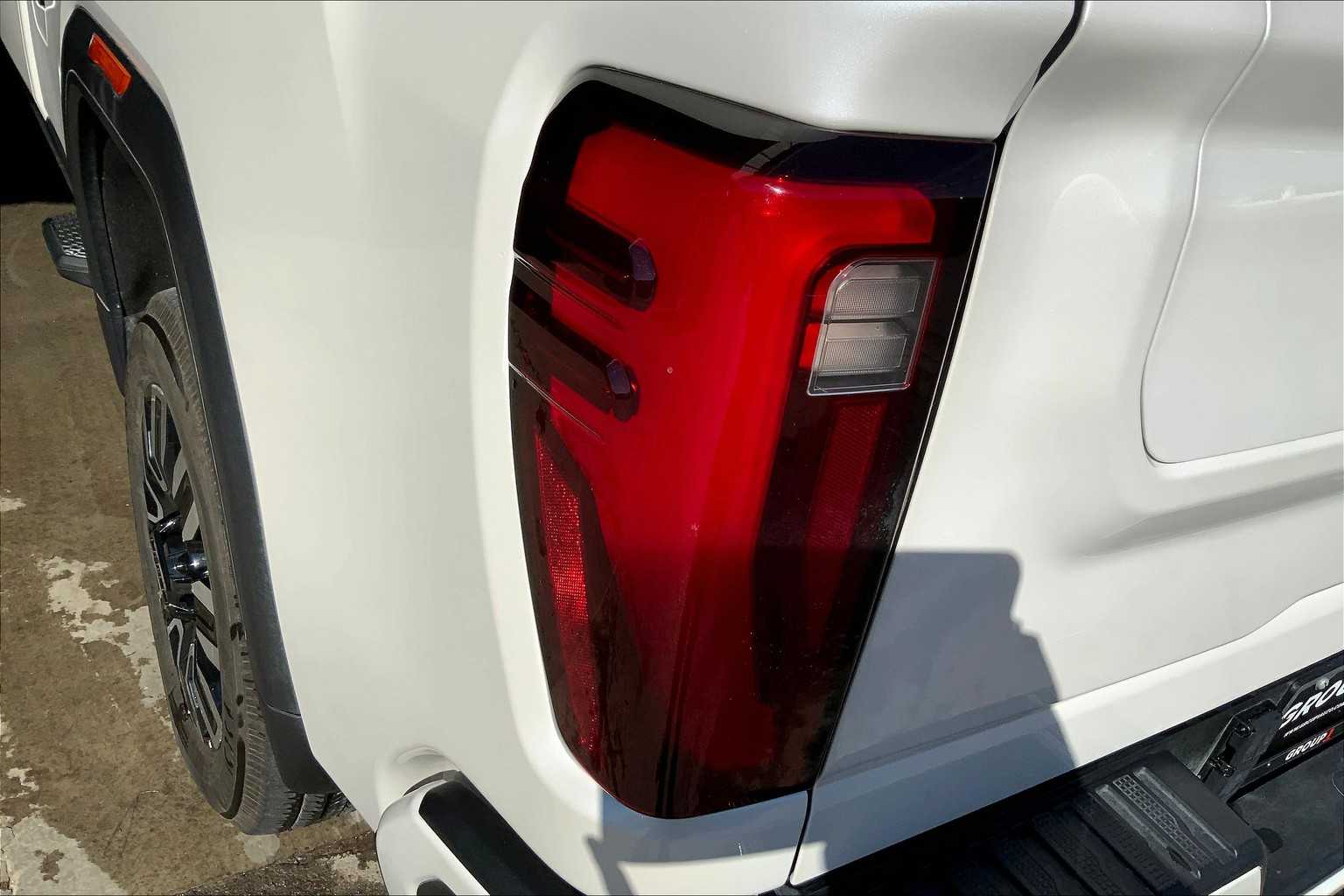 2024 Gmc Sierra 2500 HD Denali Ultimate photo 25