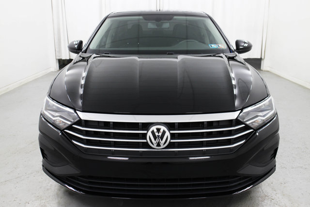 2020 Volkswagen Jetta SE photo 3