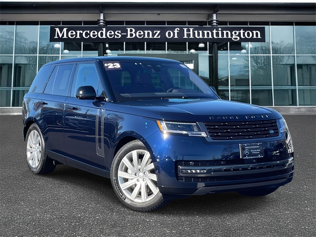 2023 Land Rover Range Rover SE's photo