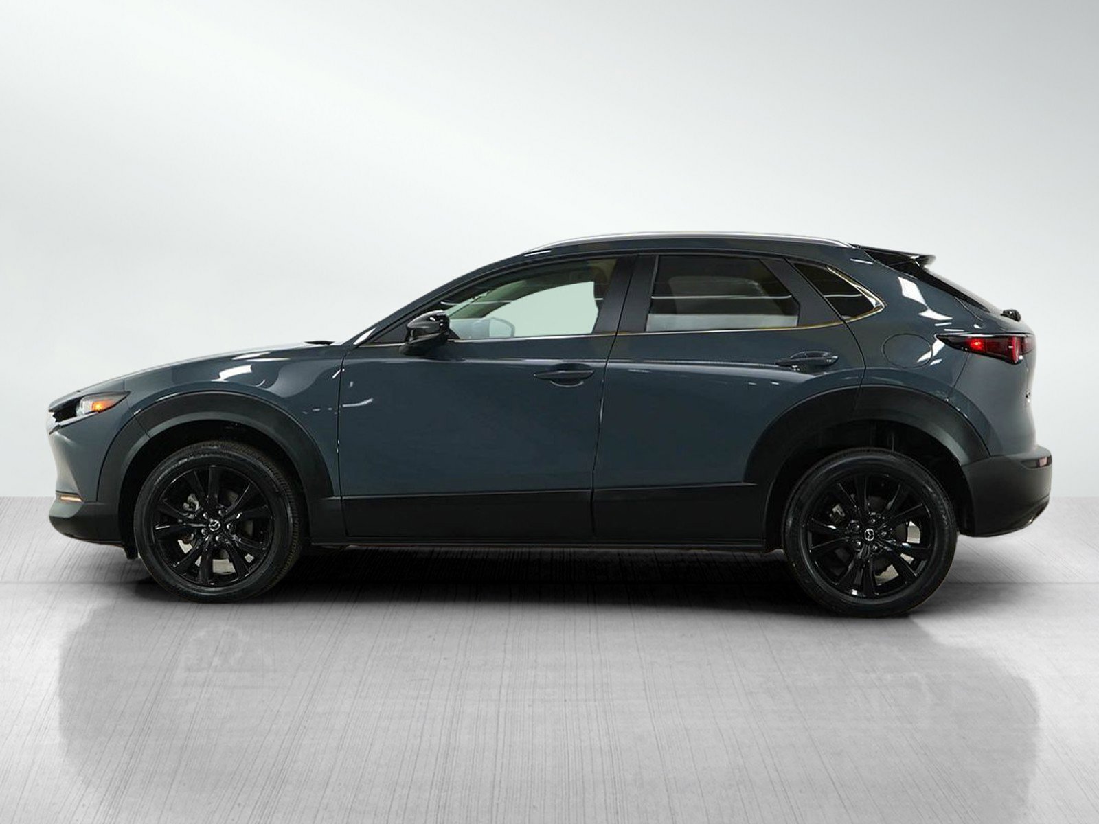 Used 2022 Mazda CX-30 Carbon Edition with VIN 3MVDMBCL7NM435088 for sale in Burnsville, Minnesota