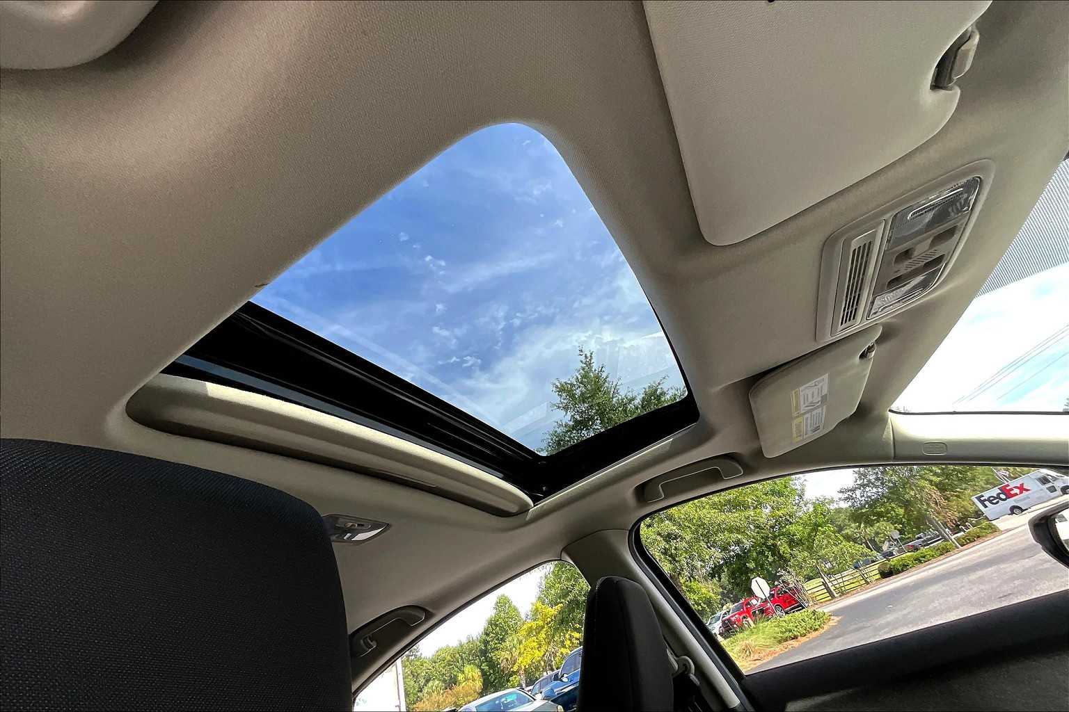 2019 Honda HR-V EX photo 12