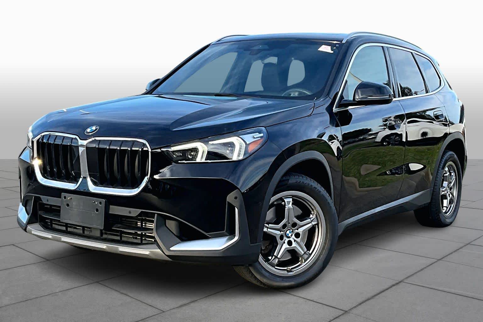 2023 BMW X1 28i's photo