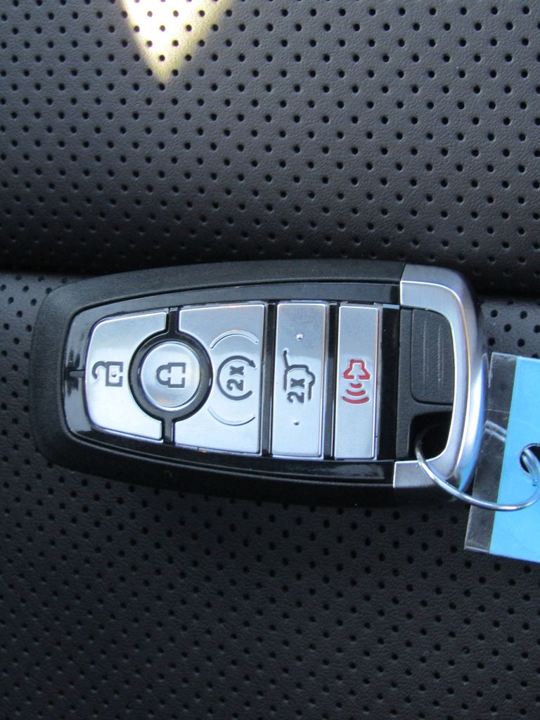 2025 Ford Explorer Platinum photo 35