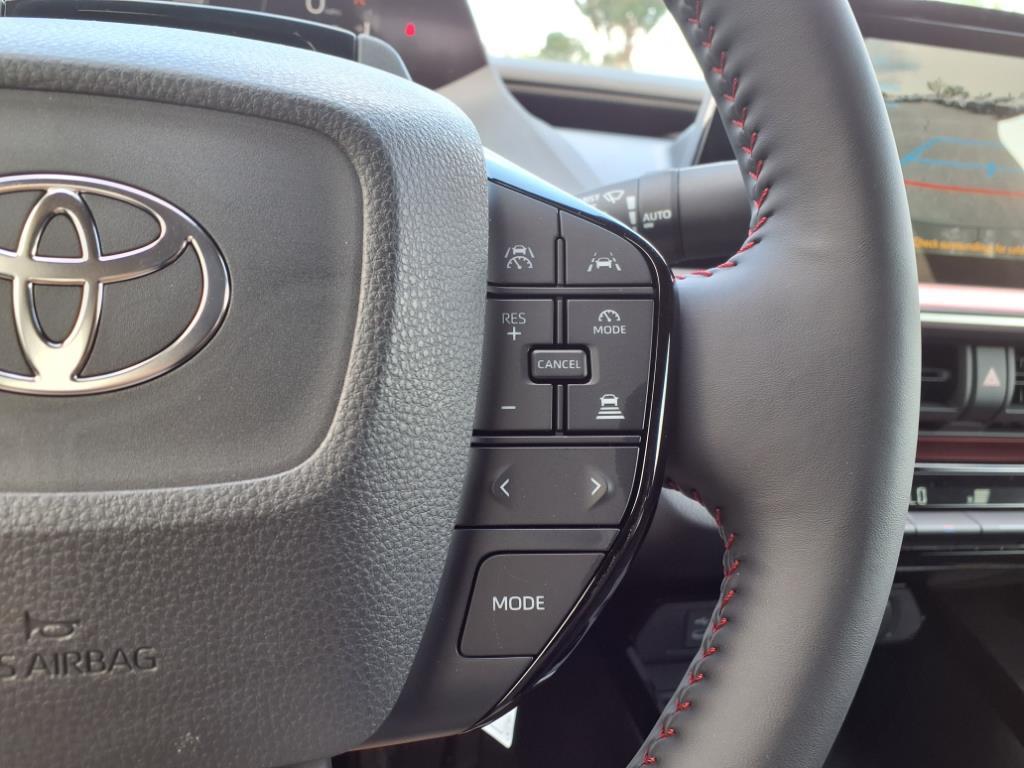 2025 Toyota Prius Plug-in Hybrid XSE photo 22