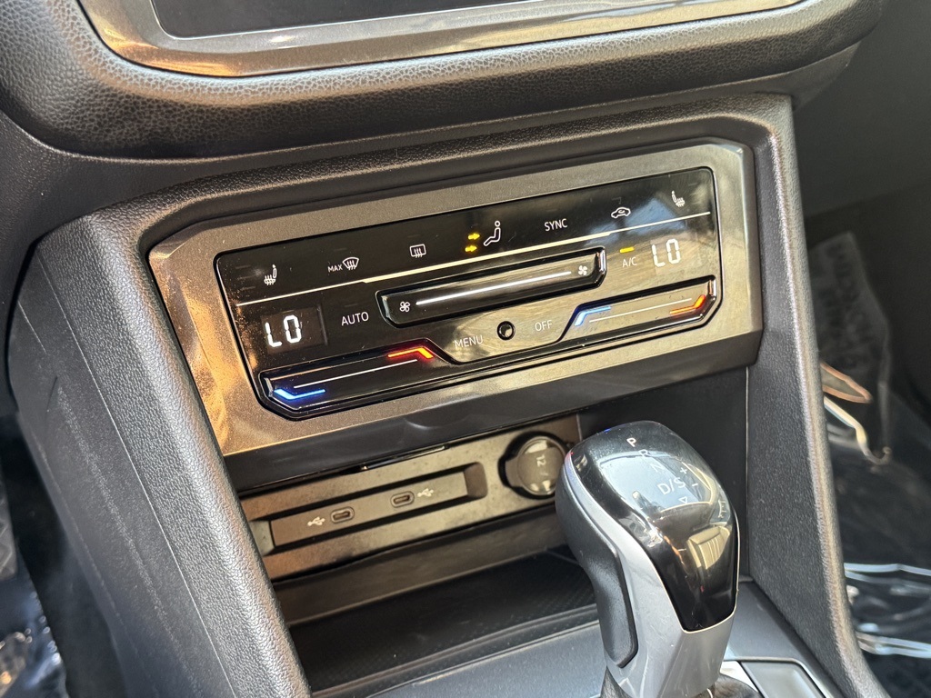 2024 Volkswagen Tiguan SE Wolfsburg Edition photo 13