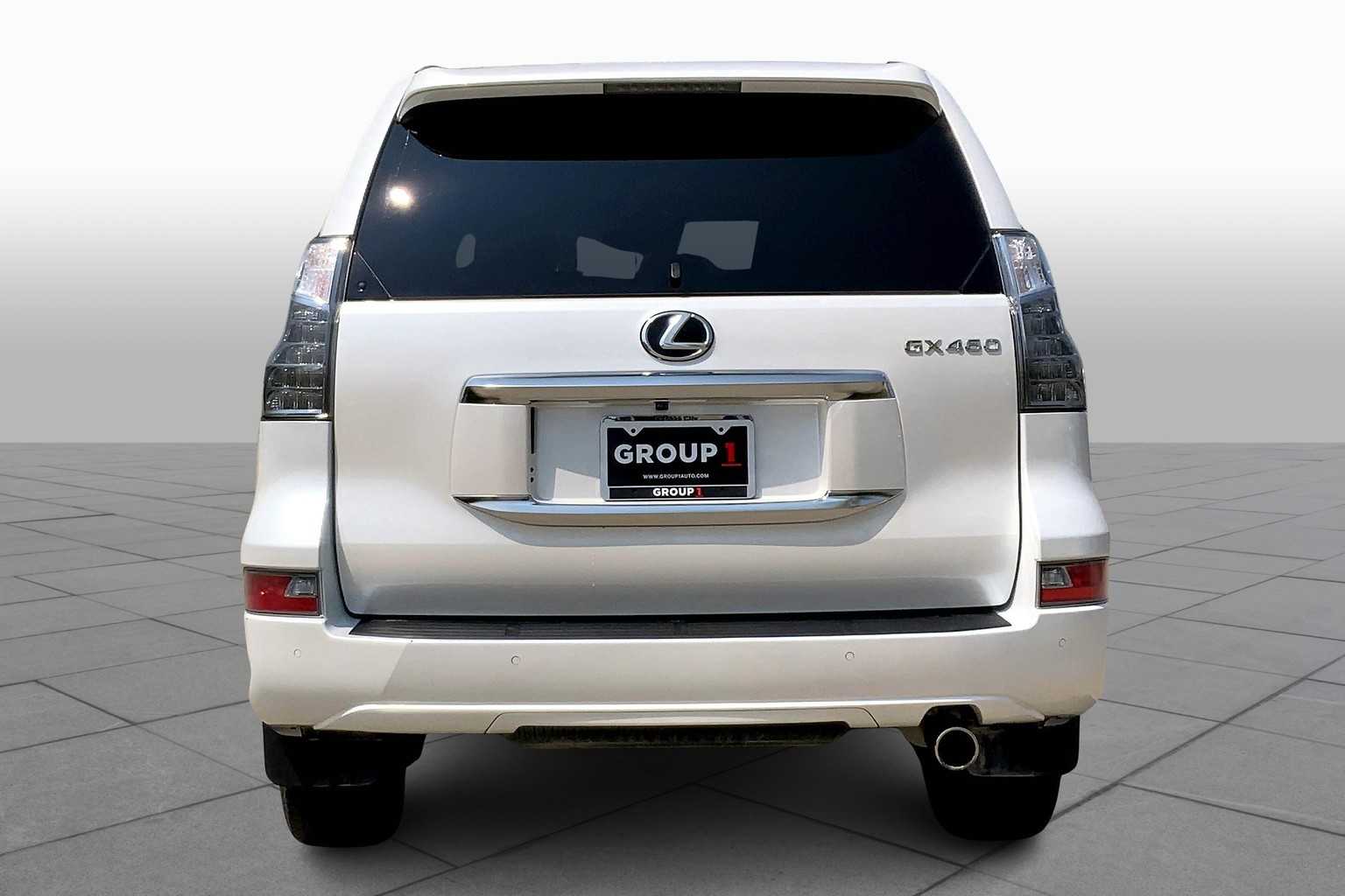 2023 Lexus GX 460 Premium photo 4
