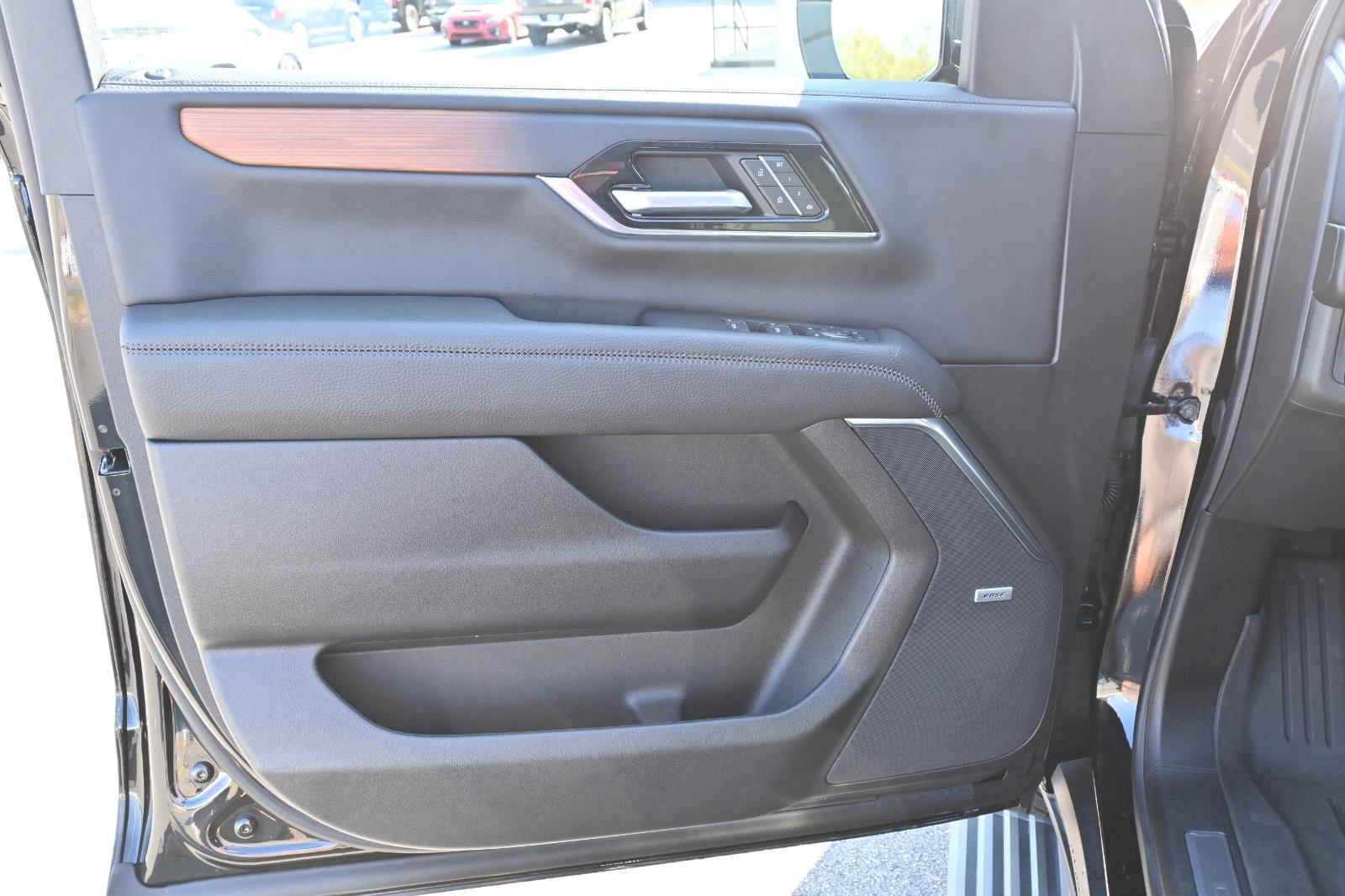 2025 Gmc Yukon XL Denali photo 12