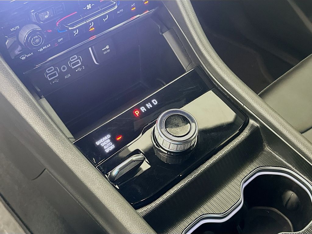 2024 Jeep Grand Cherokee Limited photo 16