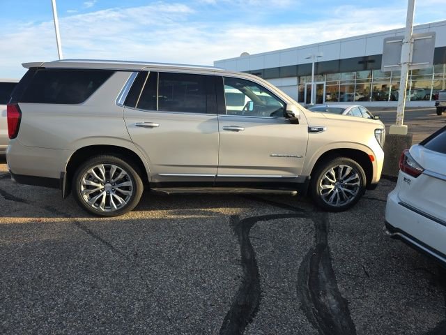 2022 Gmc Yukon Denali photo 2
