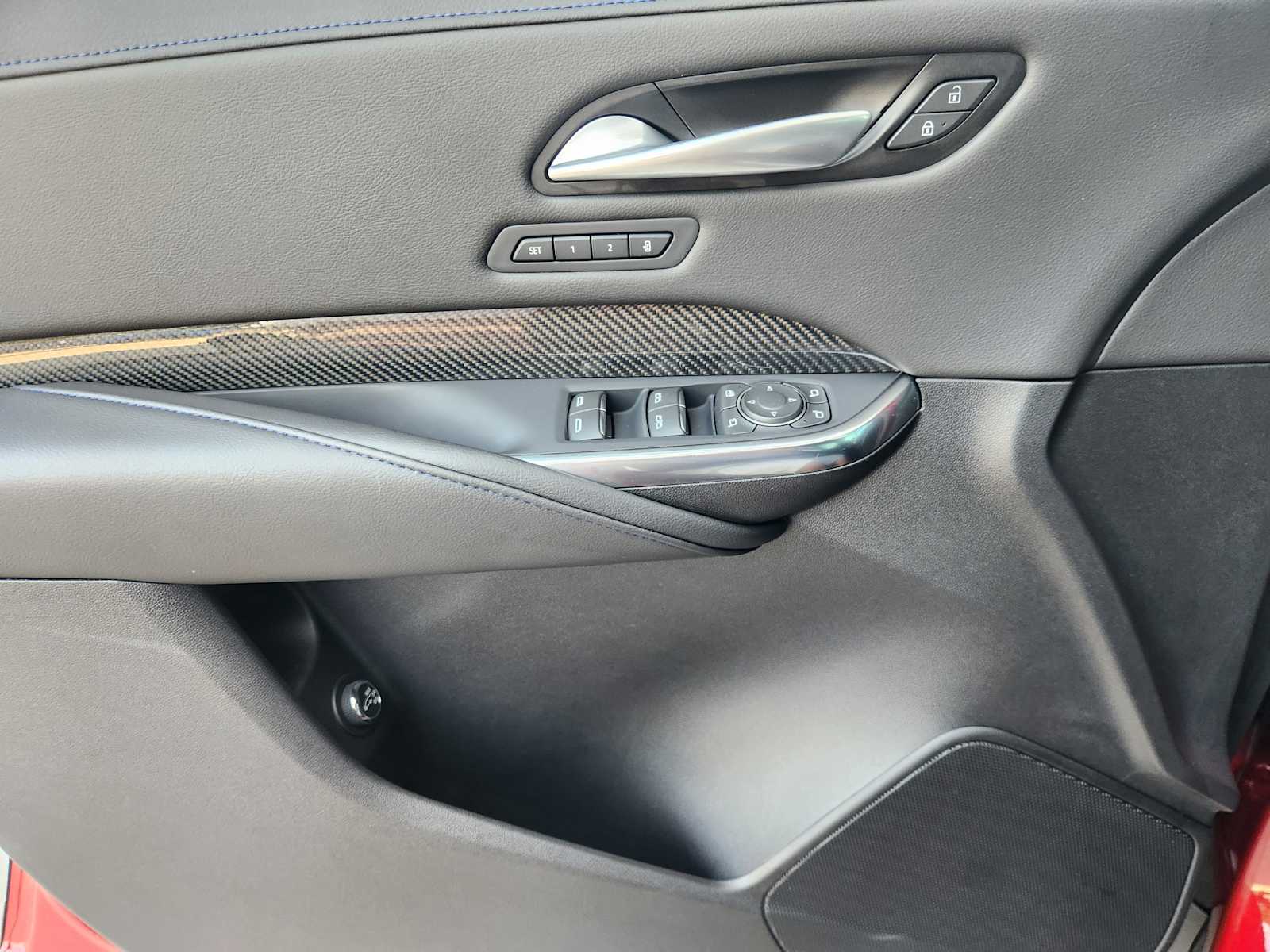 2025 Cadillac XT4 Sport photo 16