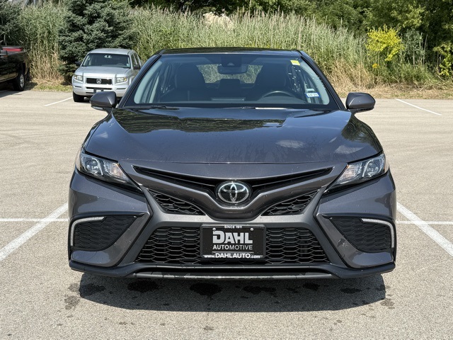 2023 Toyota Camry SE photo 2