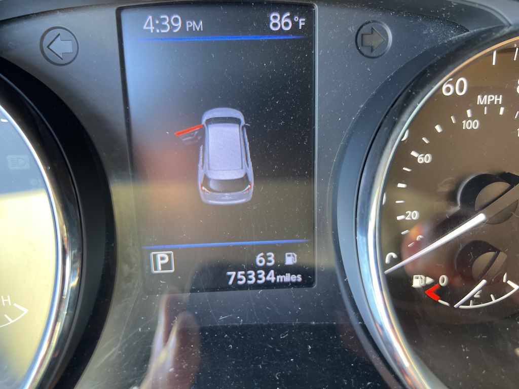 2018 Nissan Rogue SV photo 15