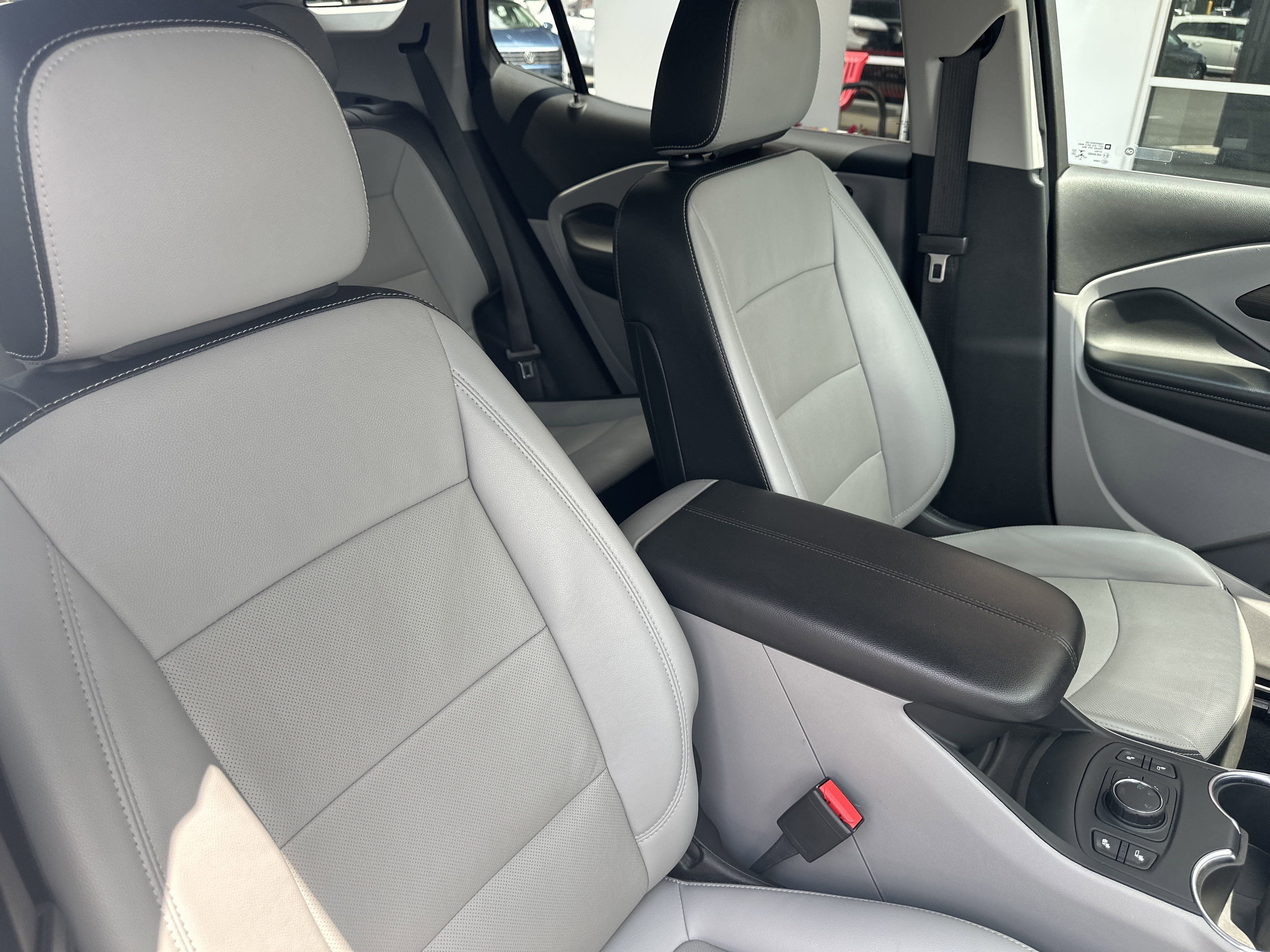2023 Gmc Terrain SLT photo 8